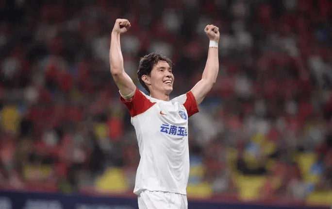 包含卫冕冠军再度取得胜利，实力得到验证的词条